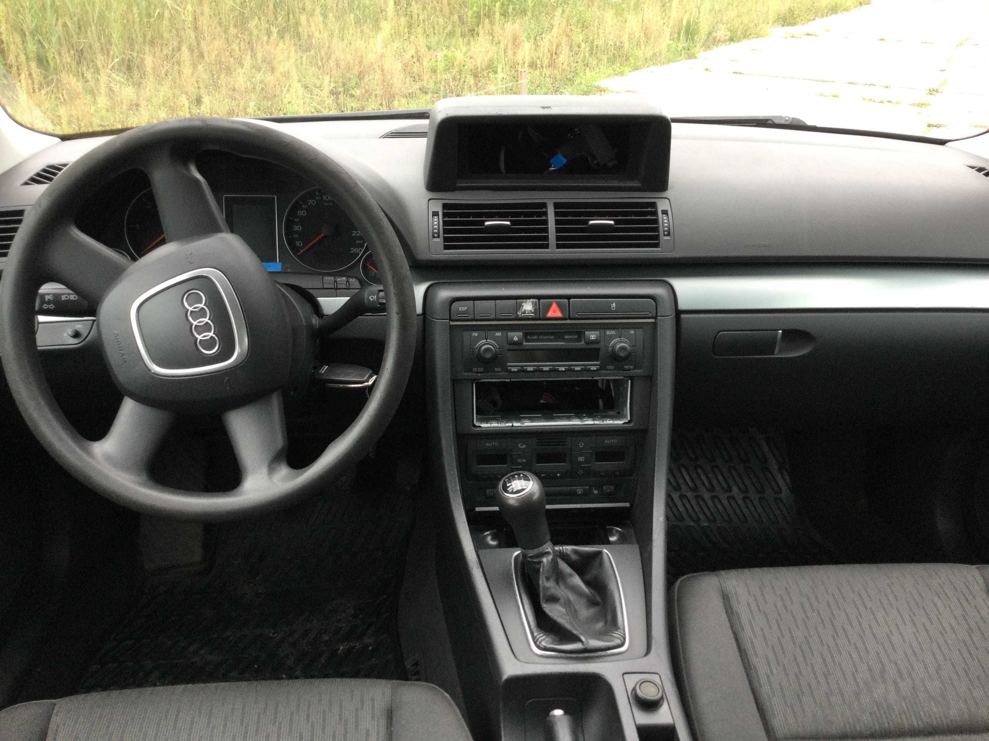 AUDI A4 2,0 tdi kombi manualna skrzynia export