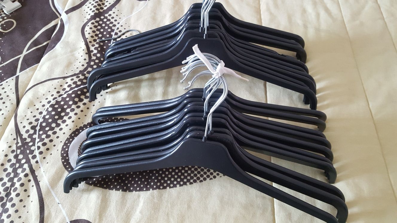 Cabides novos para vender