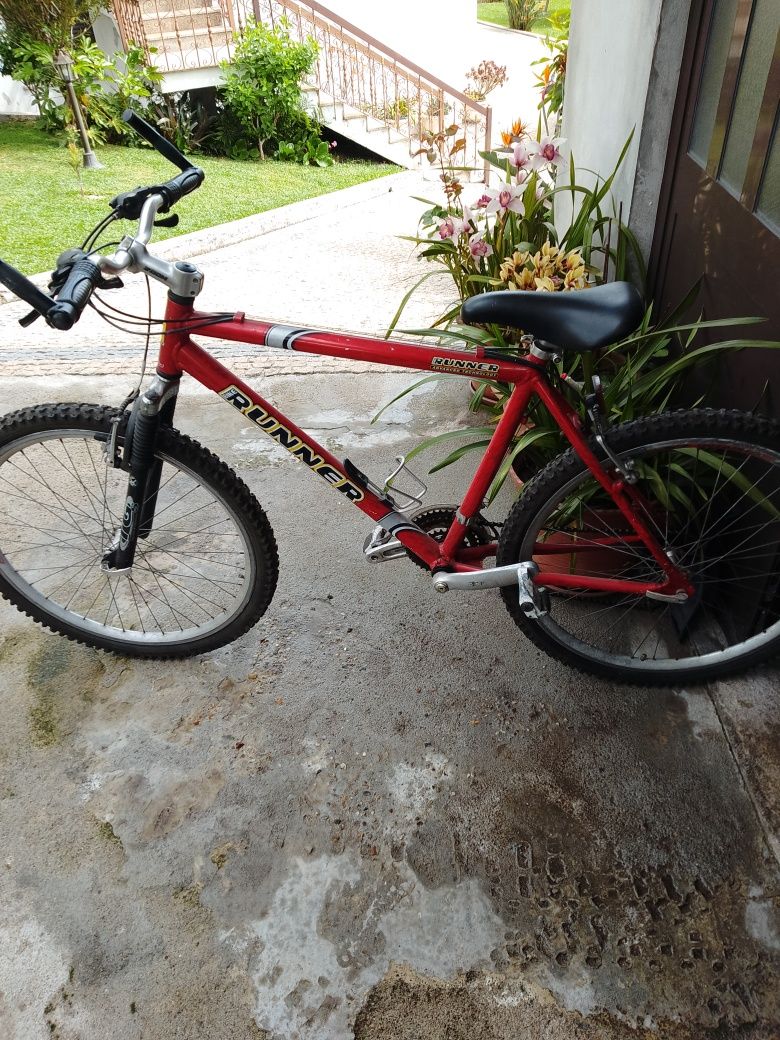 Bicicleta usada em bom estado
