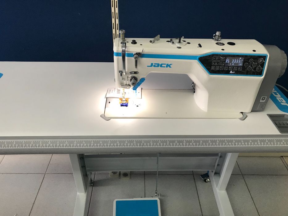 Máquina de costura Jack A4F Nova (Máquina Reta)