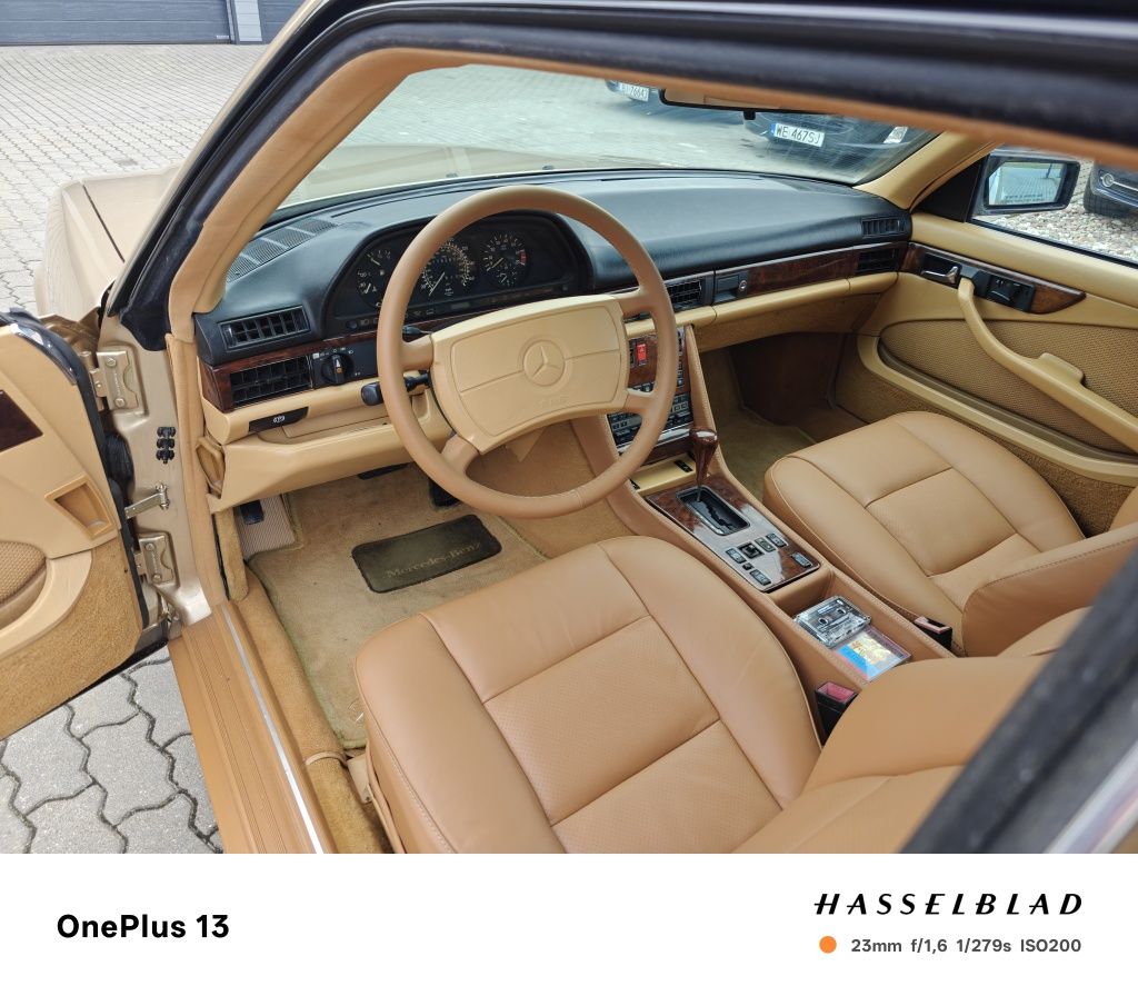 Mercedes Benz W126 SEC 560