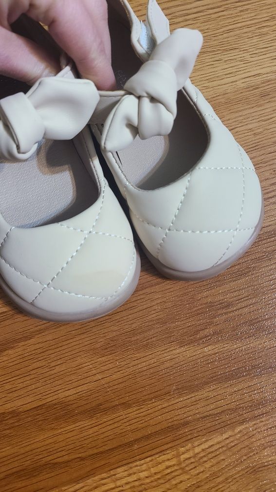 Туфлі дитячі для двійні двойни близнят туфельки