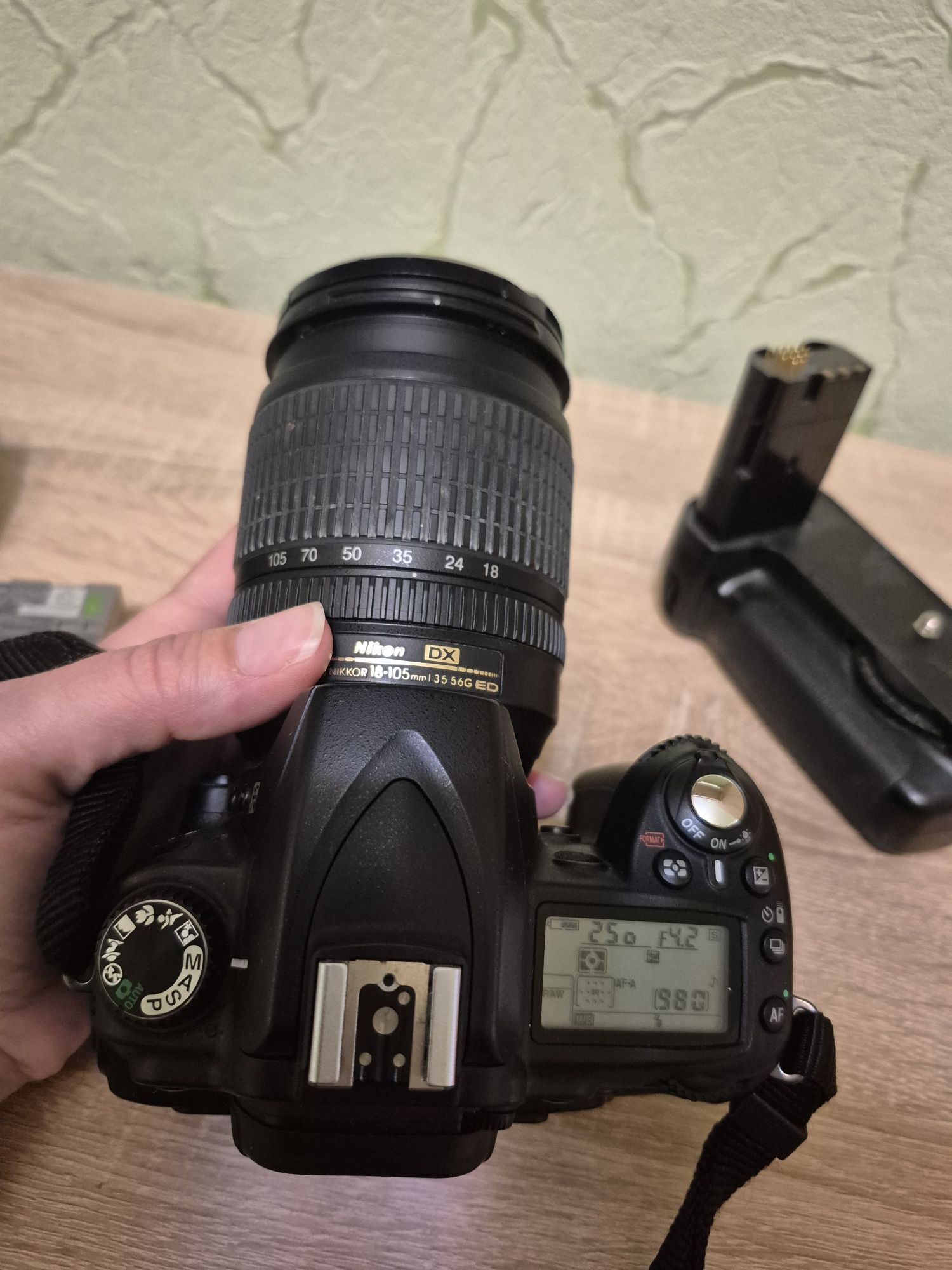 Фотоаппарат Nikon D90 и дополнительное оборудование