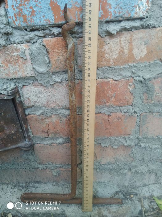 Припон,кілок,для тварин.