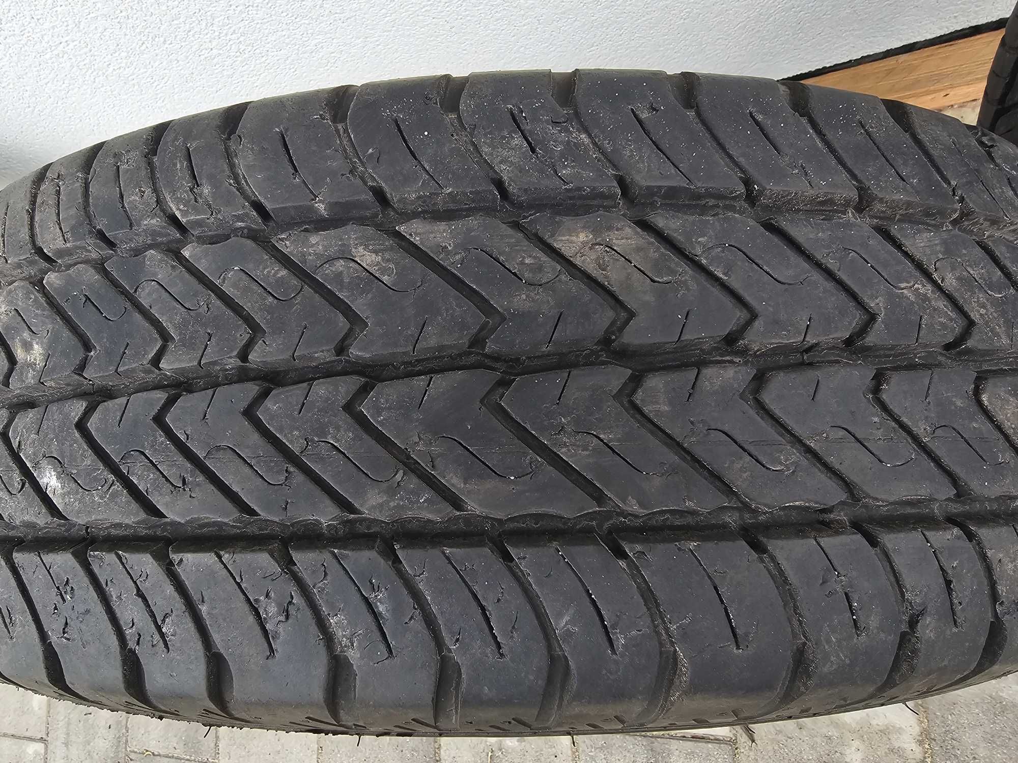 OPONY letnie do dostawczaka Dunlop 215/60 R17C wysokość bieżnika 8mm