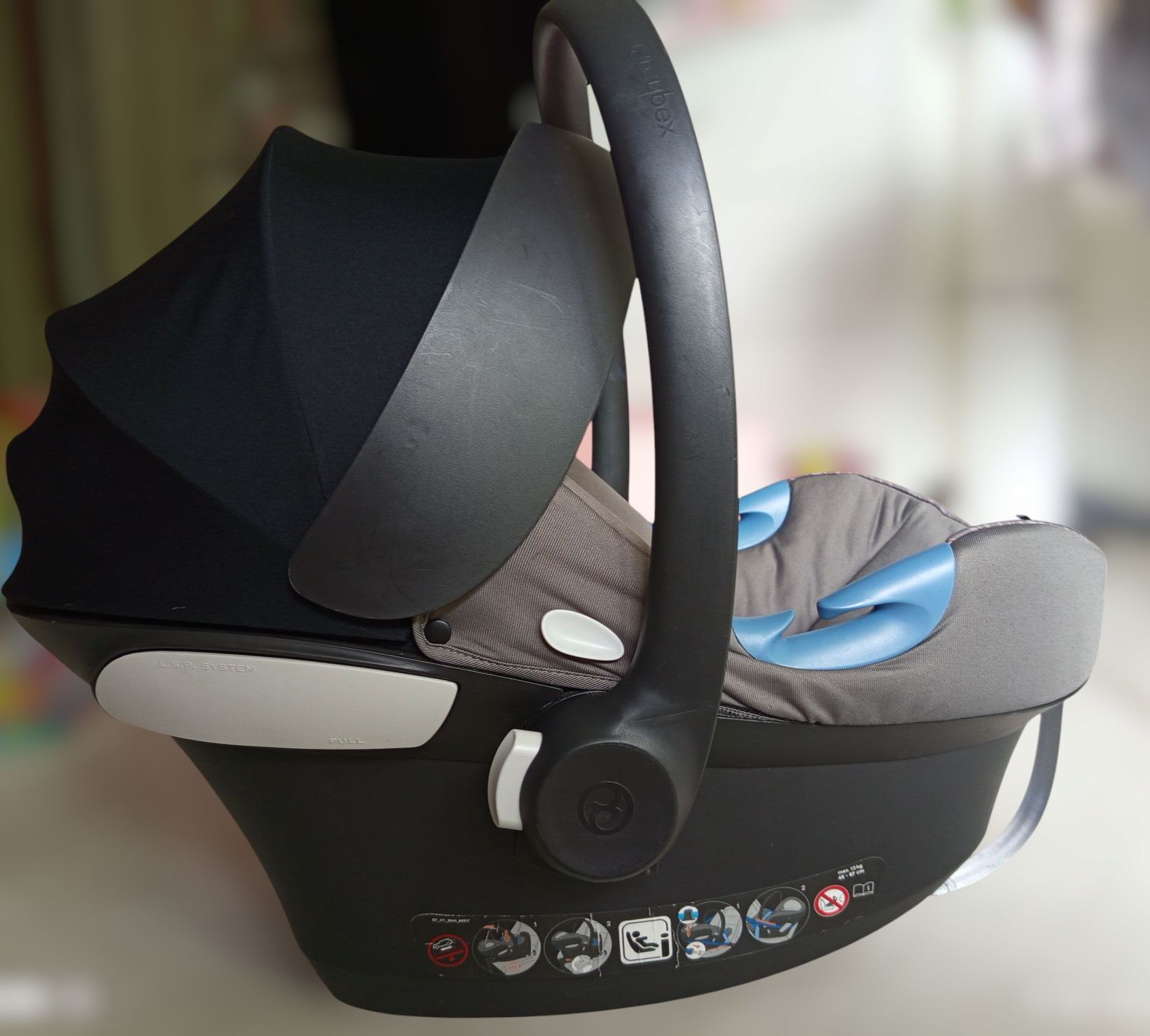 Fotelik Cybex Aton 5 od 0 do 13 kg plus adaptery do wózka