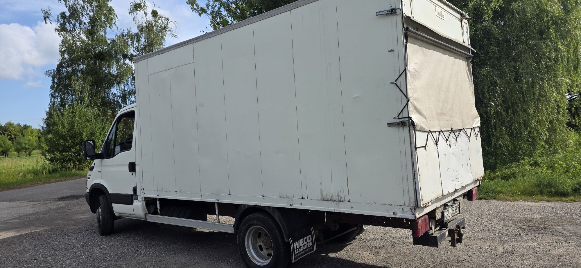 Iveco Daily 2.8  kontyner ,kiper  laweta Hak 3.5t