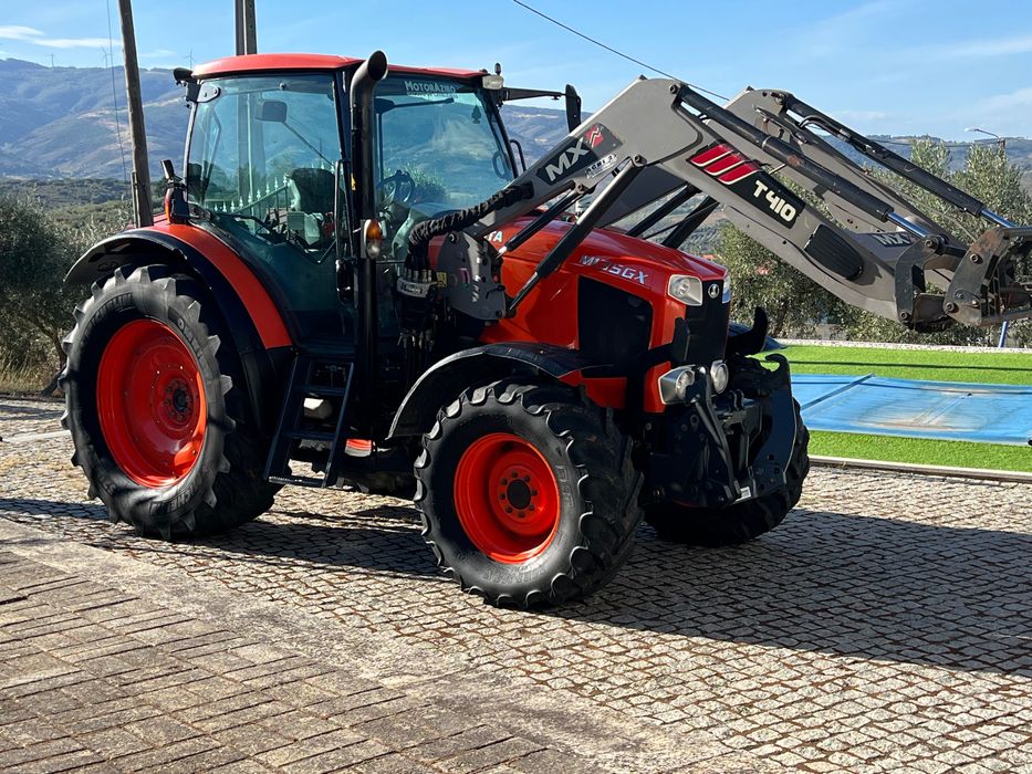 Trator Kubota M135 GX