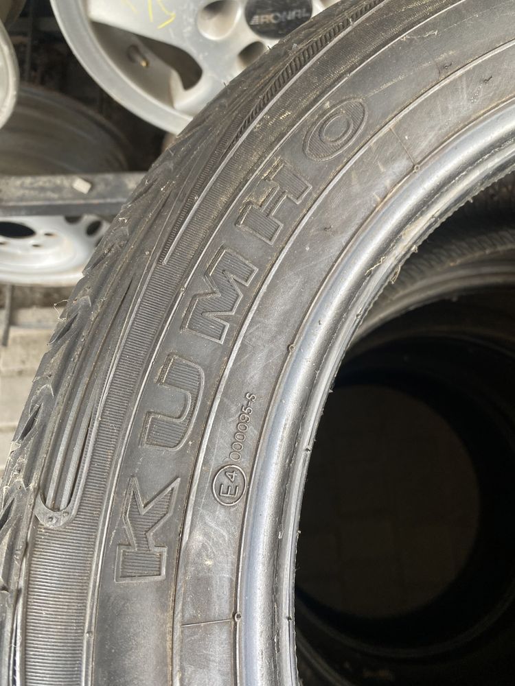 Літня резина 235/55 R-18 Kumho