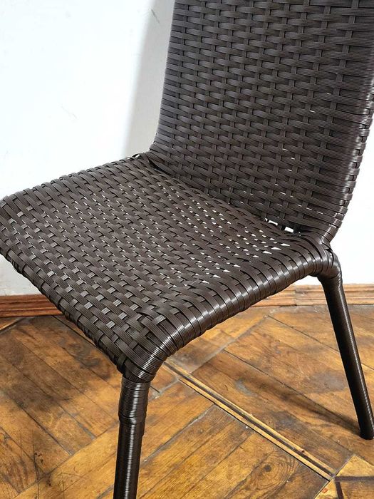 Стілець зі штучного ротангу для дому/балкону/саду/тераси/бесідки