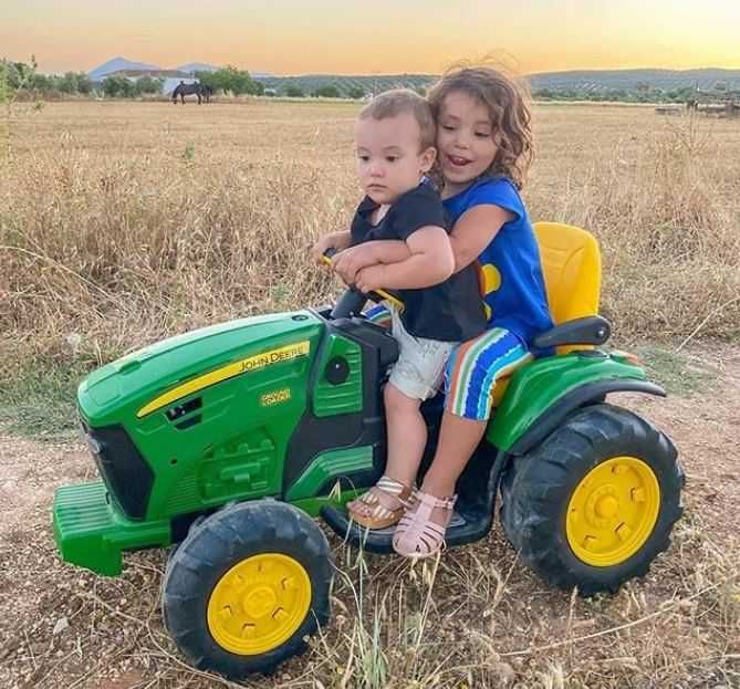 Peg Perego JOHN DEERE traktor dla dzieci.Na wysyłkę Auto na akumulator