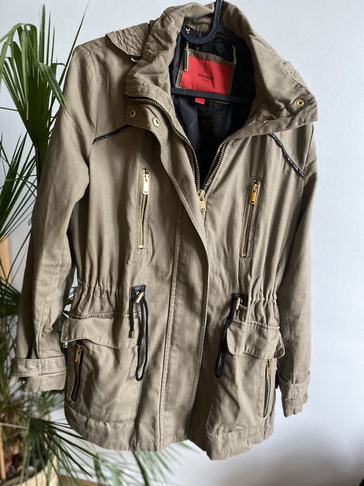 Parka kurtka okrycie wierzchnie zielona z kapturem khaki Mango M
