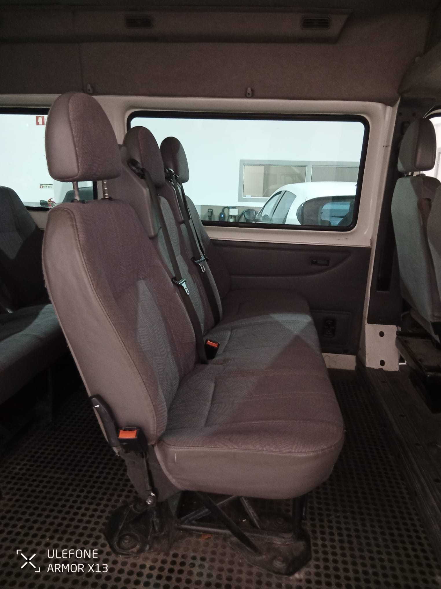 Ford Transit 2.0 TDCI 130 cv 9 Lugares longa Impecável