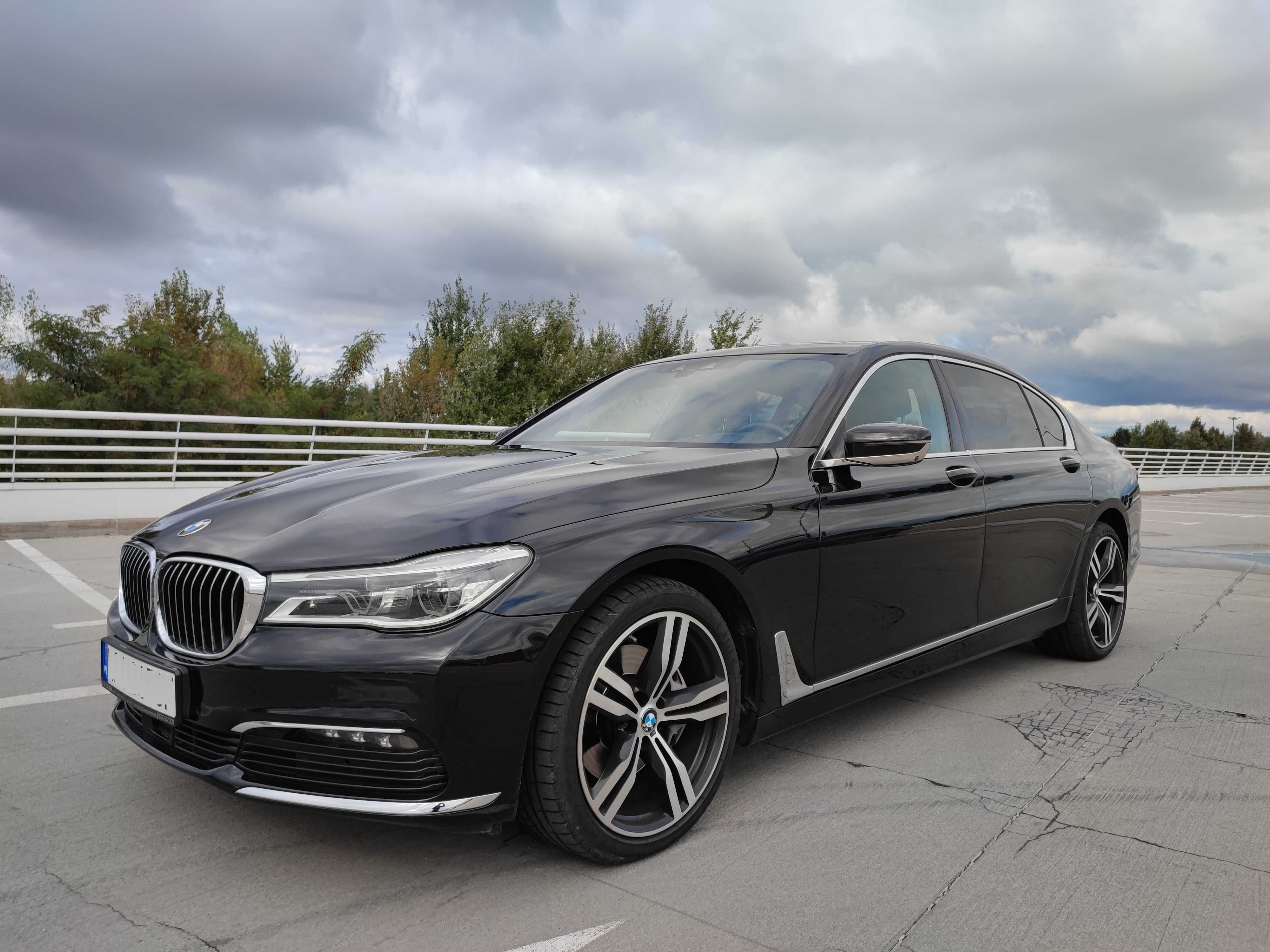 Wynajem wypozyczalnia samochodow aut premium BMW 740Li X-Drive