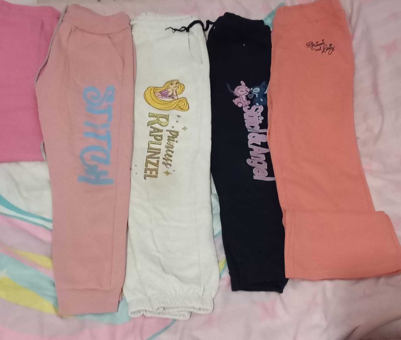 Roupa de menina.