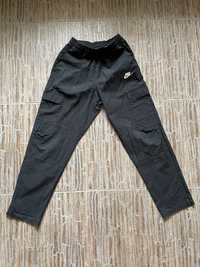 Карго штаны Nike Club Cargo WVN Pant