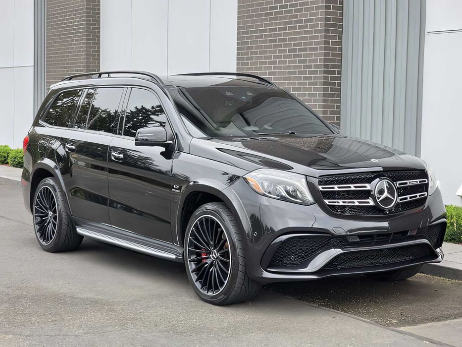 Mercedes-Benz GLS      2019