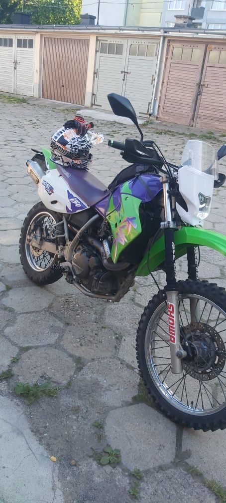 Kawasaki KLR 650(strój,buty,kask,dodatki)zamiana na mały samochód zLPG