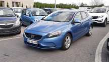 Volvo V40 180KM Czujniki parkowania Grzane fotele Podgrzewana przednia szyba