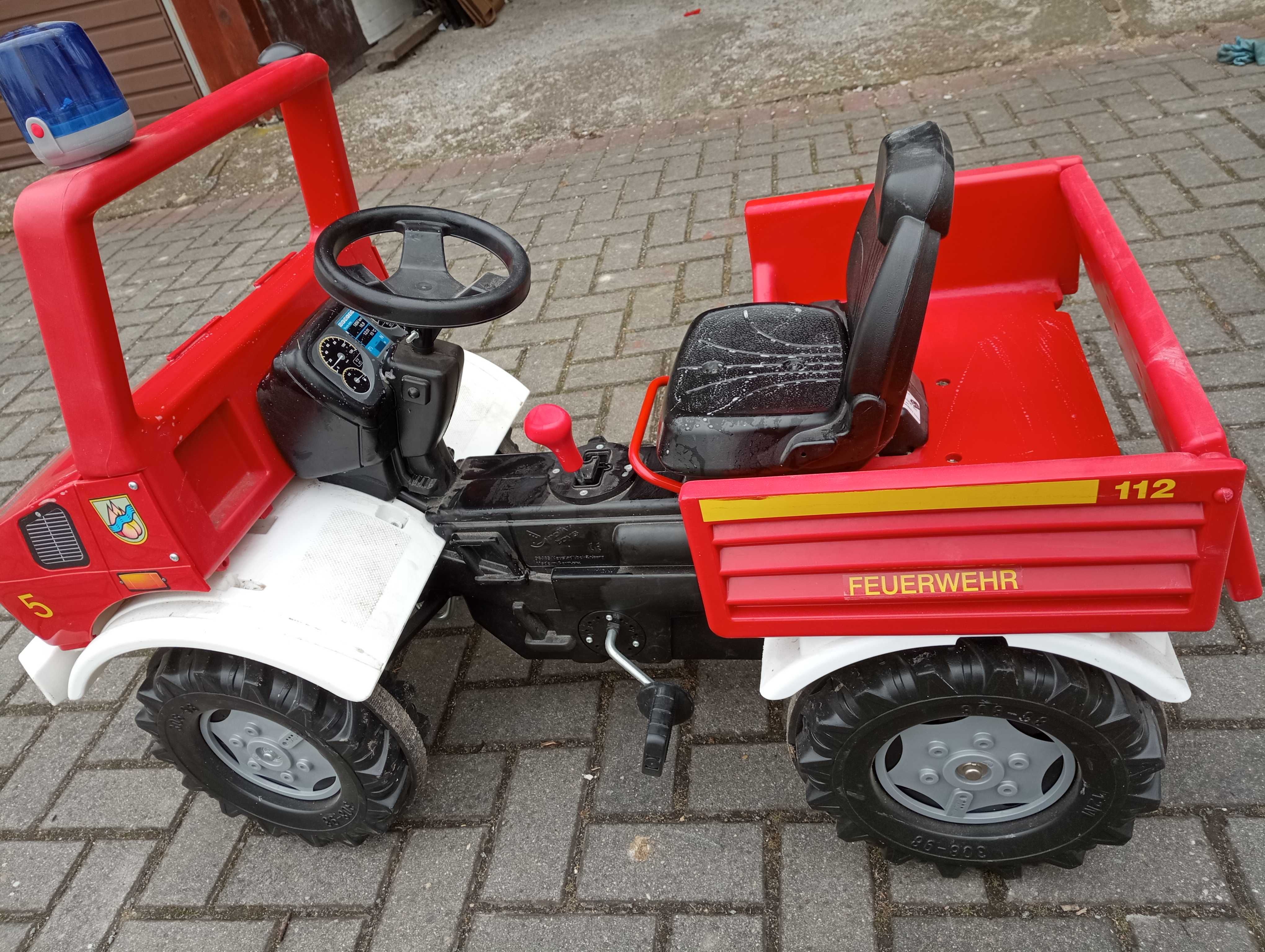 Auto straż pożarna na pedaly