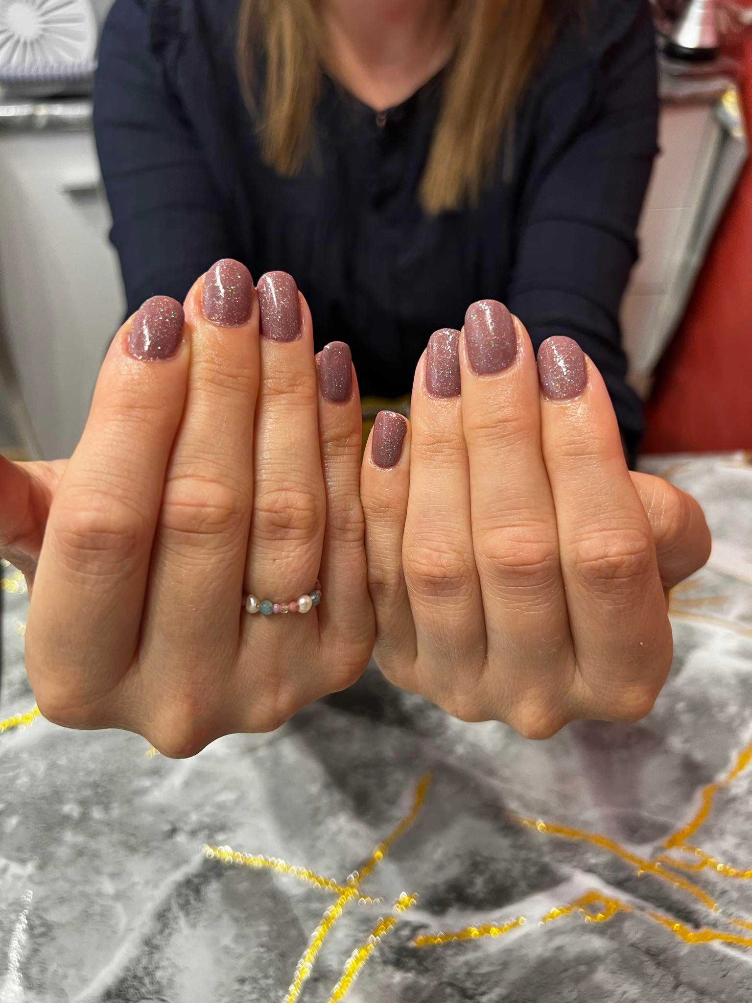 manicure , pedicure hybrydowy, tytanowy