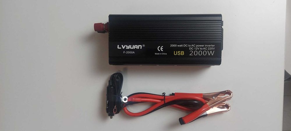 Інвертор LVYUAN 12В 220В 2000Вт