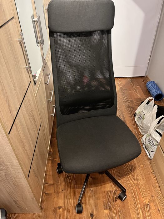 Krzeslo fotel obrotowy Markus Ikea