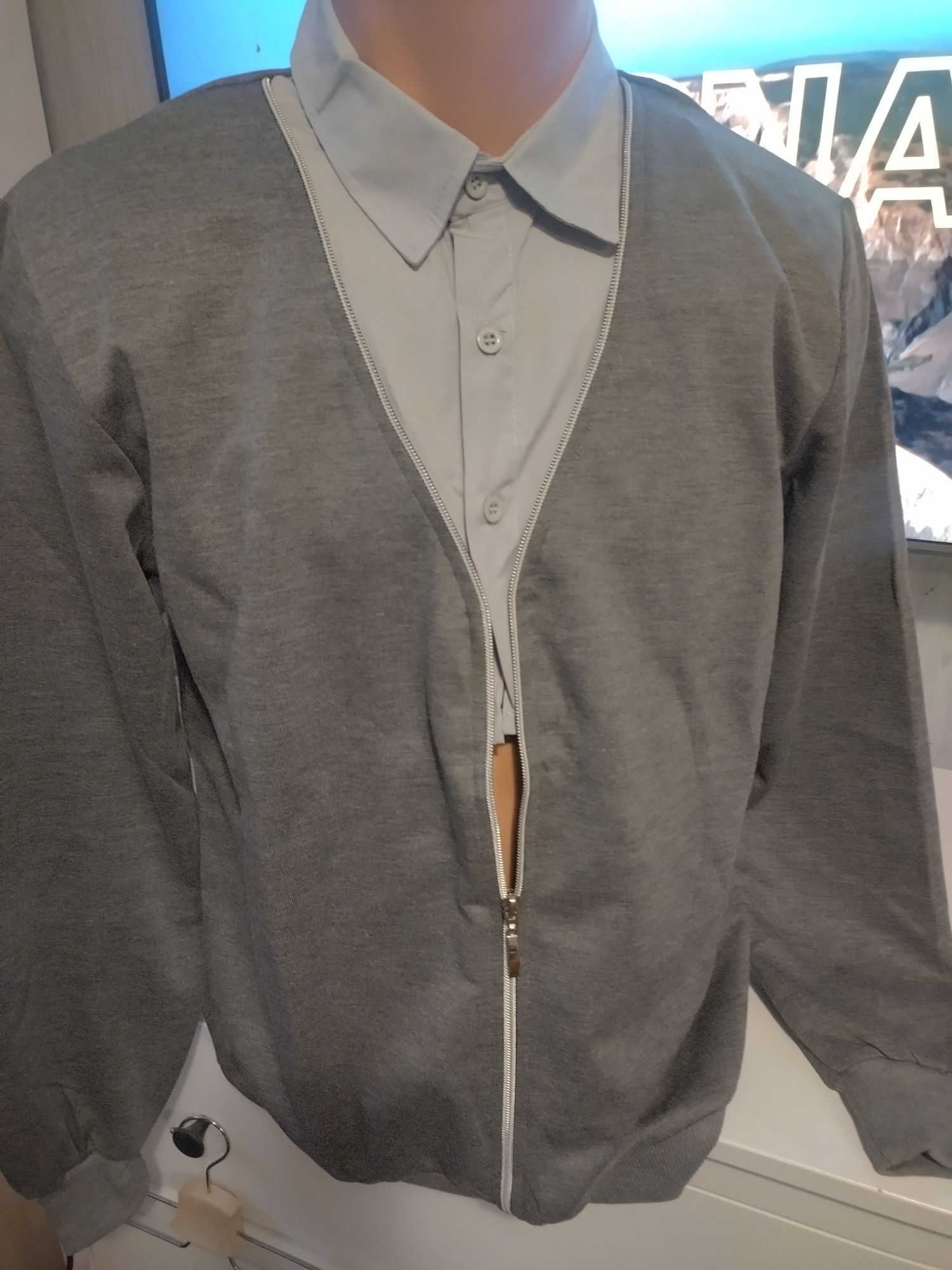 Sweter męski z kołnierzykiem - V2
