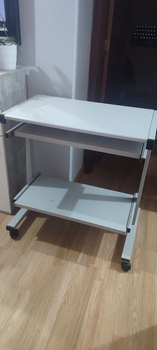Secretaria  metal