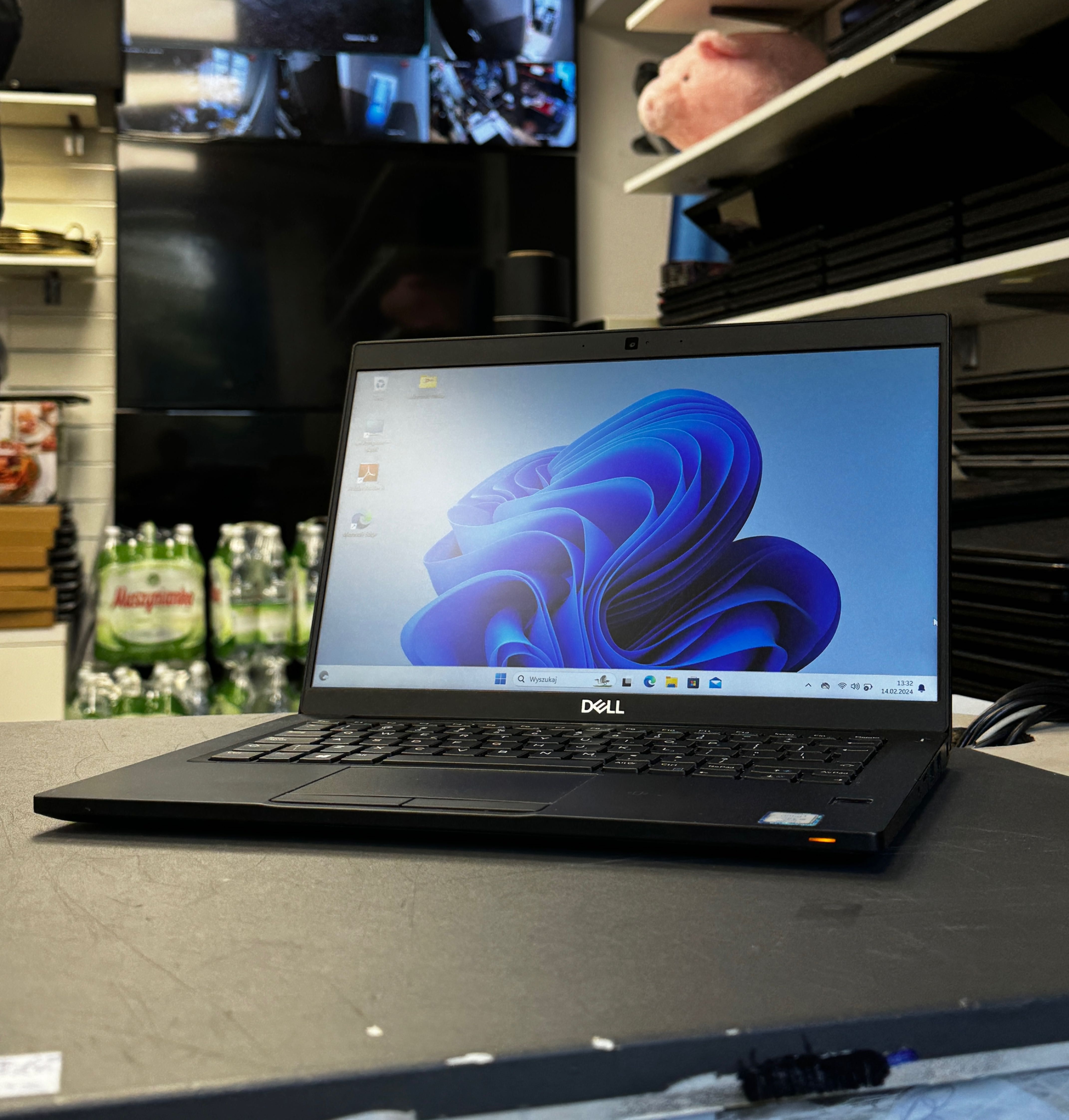 Dell Latitude 7390 i5 16GB 256SSD, FullHD IPS! W11 Pro! Gwarancja Rok!