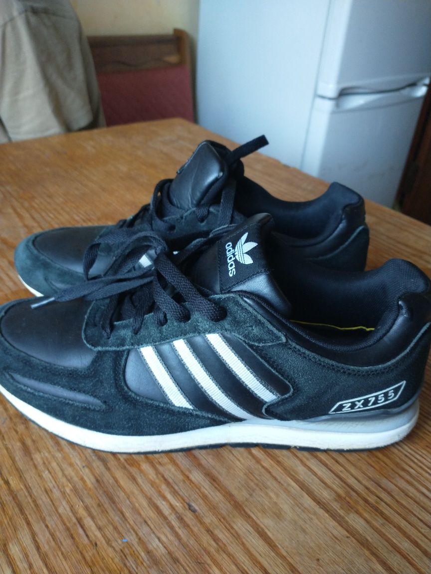 Фірмові кроси adidas zx755