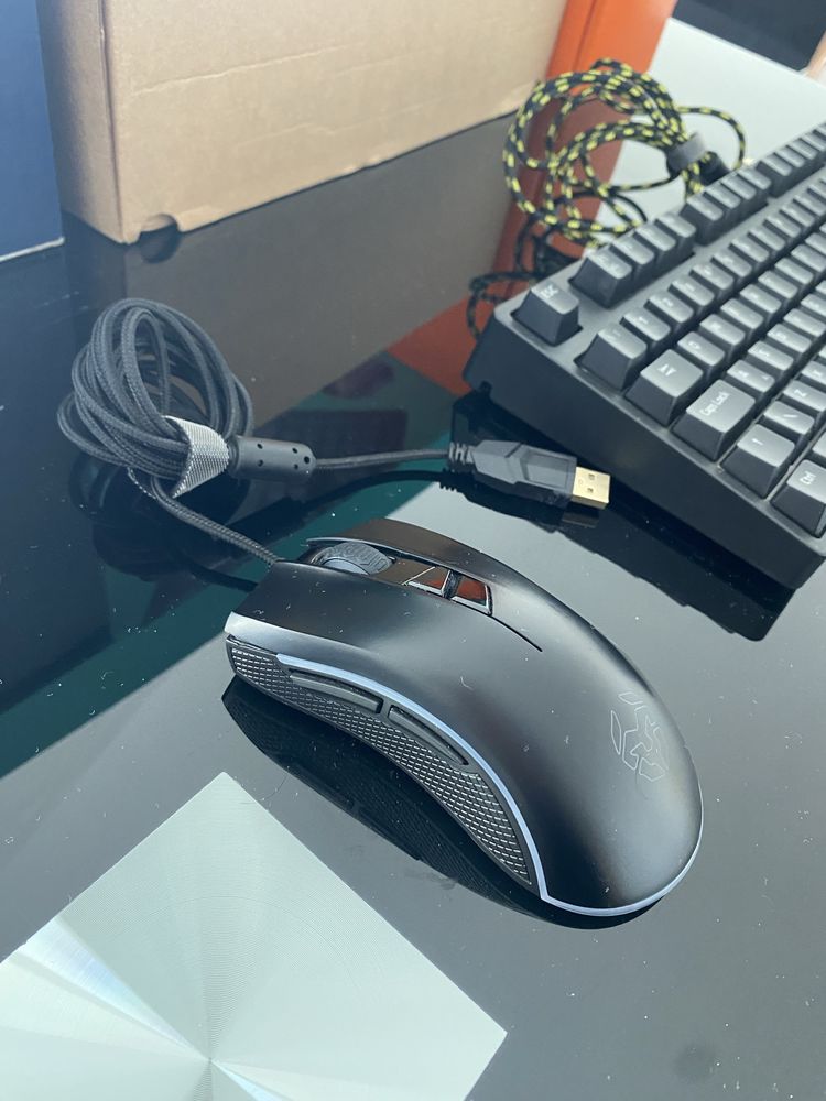 Teclado Mecânico XTRFY + KROM Rato RGB Lighting