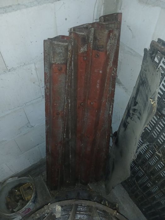 Przystawka kukurydzy New Holland pasuje do tc56