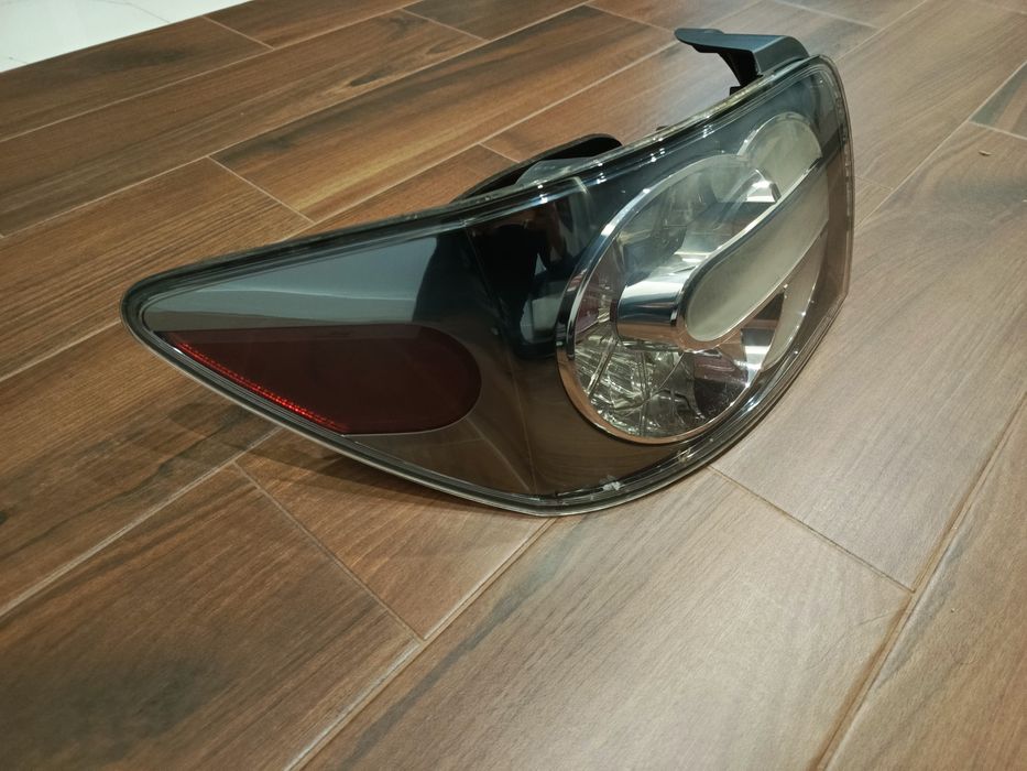 Lampa / hokej zderzaka Mazda CX-7