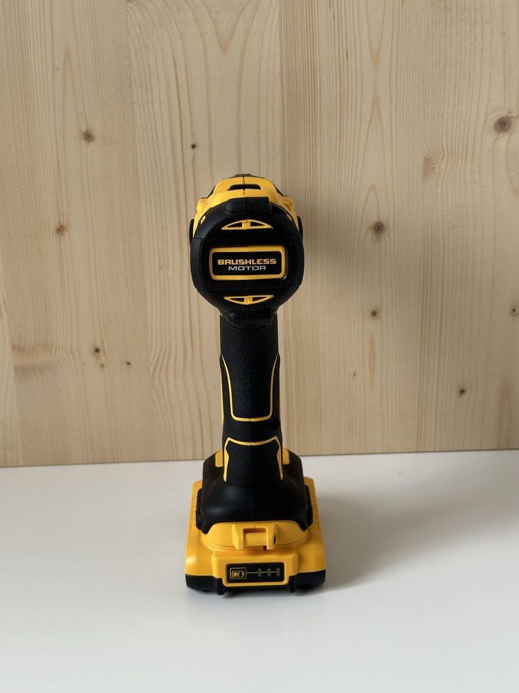 DEWALT DCD778D2T-QW літеєва акумуляторна дриль 18в з акумуляторм 2А