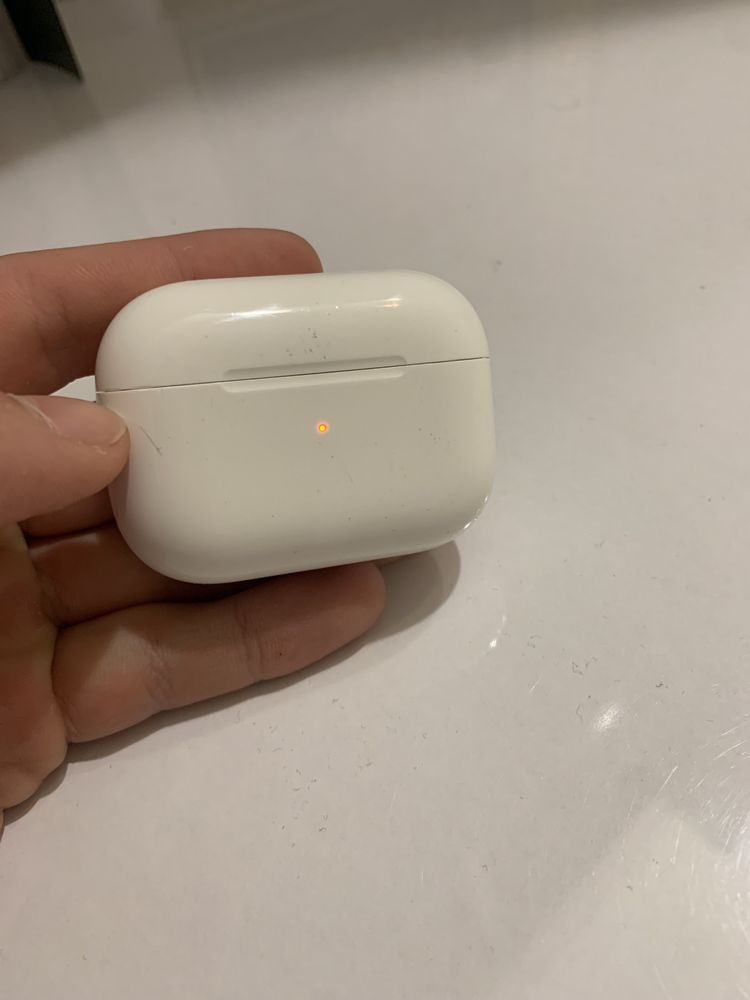 Кейс AirPods Pro оригінал A2190