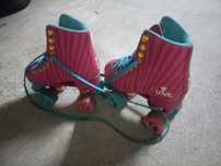 Par de Patins 4 rodas