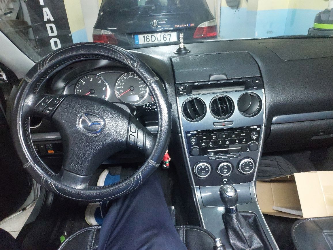 Eletricista automotivo profissional