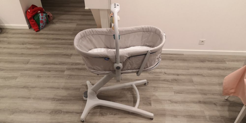 Cama de bebé Baby Hug Pro da Chico