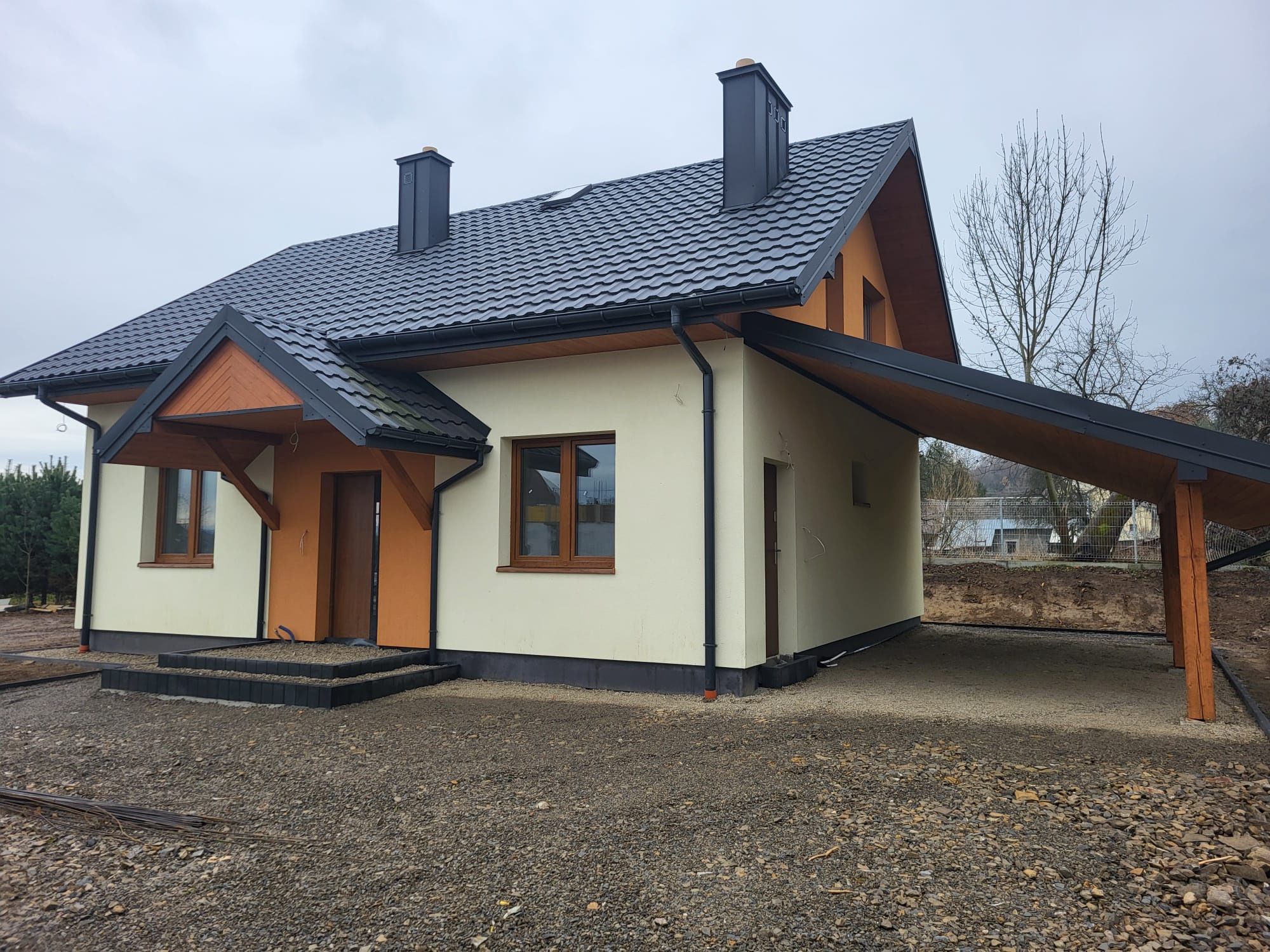 Dom jednorodzinny 107m2 !!