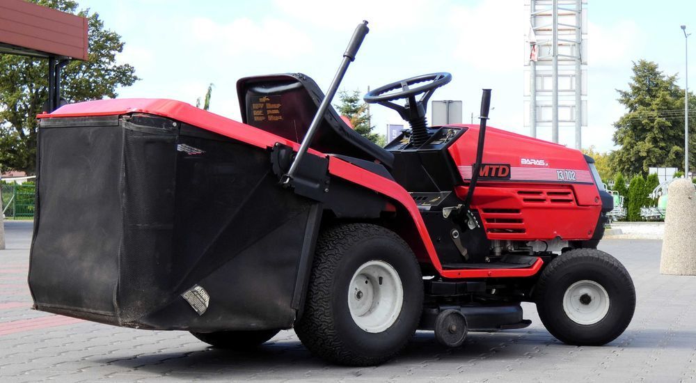 Traktorek kosiarka MTD Briggs&Stratton (040901.5) - Baras