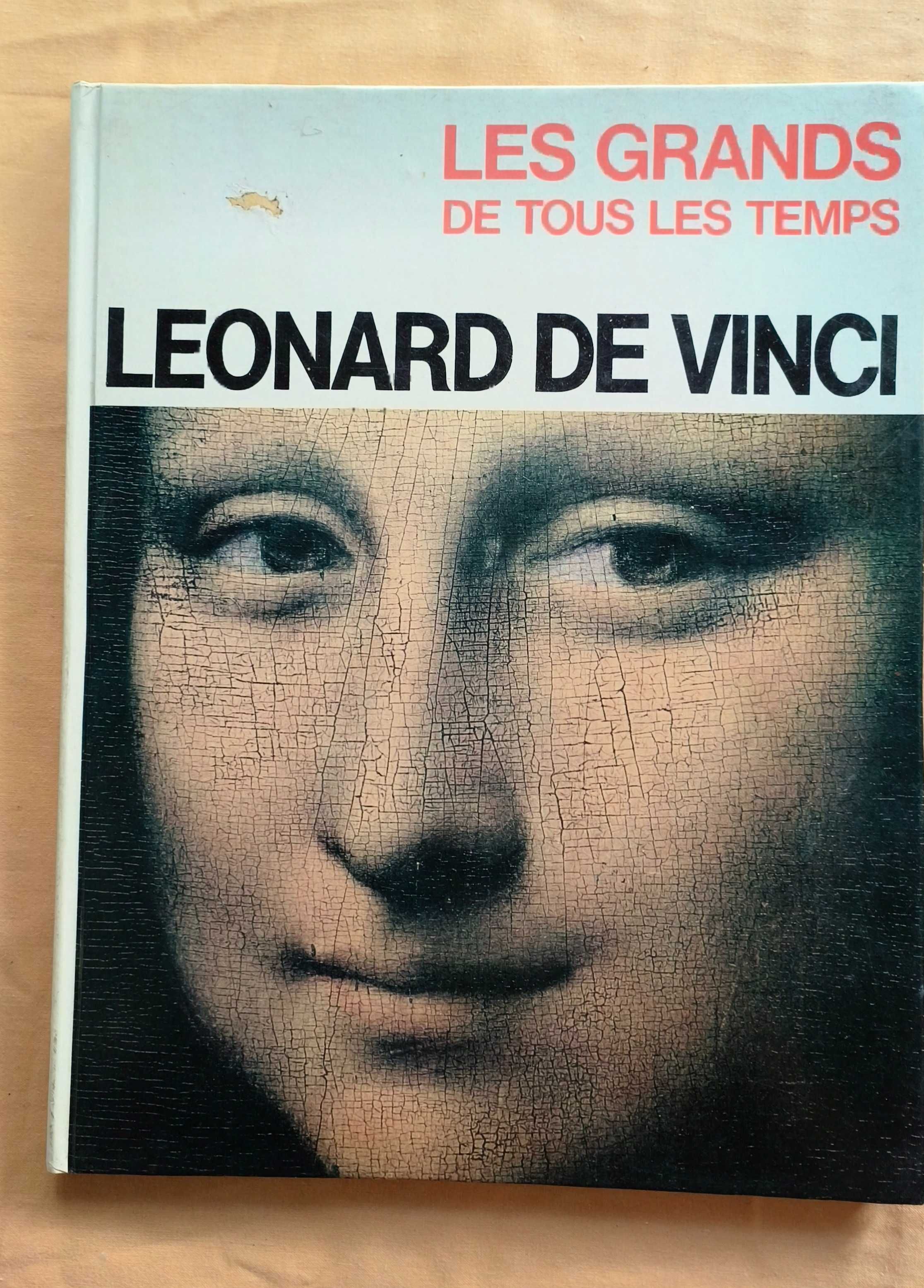 Livros antigos, arte, técnicos entre outros