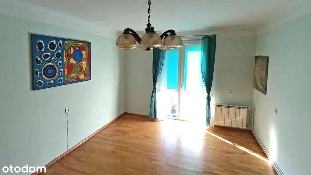 Sprzedam przestronne mieszkanie w bloku z cegły