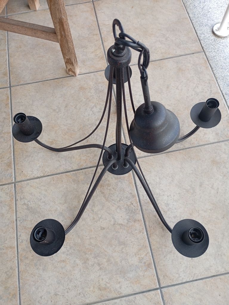1 Candeeiro de teto 5 lâmpadas