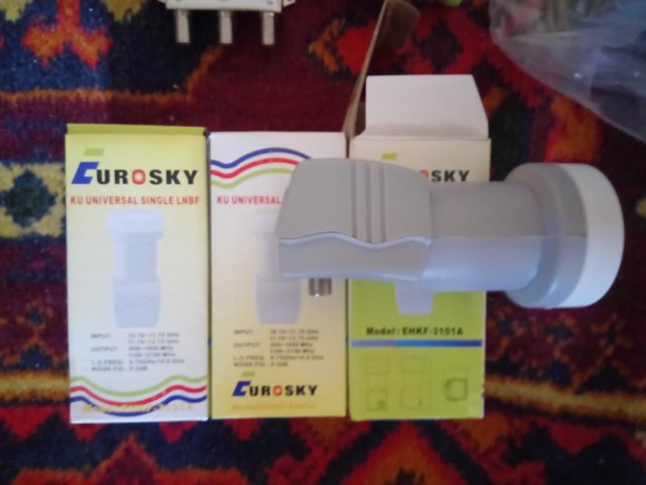 Продам комплект спутникового телевидения.
