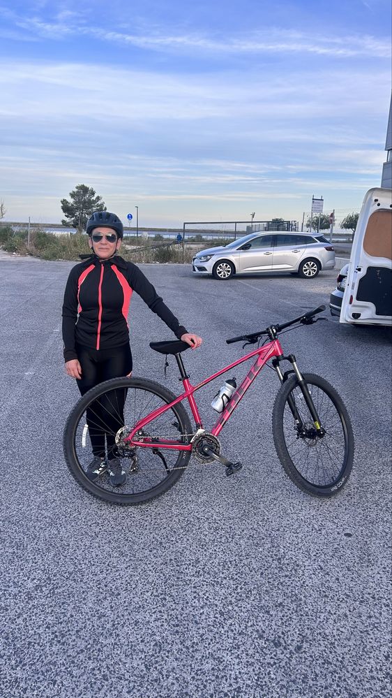 Bicicleta pouco usada, em muito bom estado