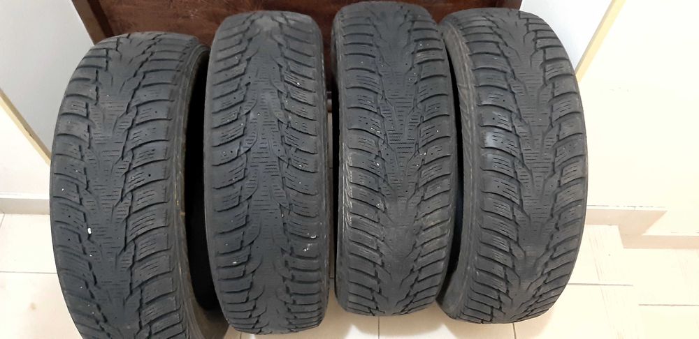 Зимові шини 185/65/R15