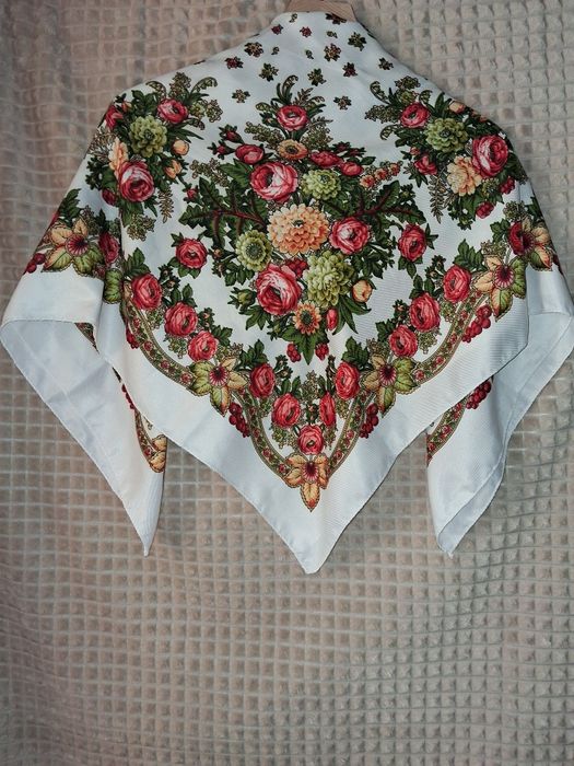 Хустка українська платок шарф шаль на голову узор до церкви