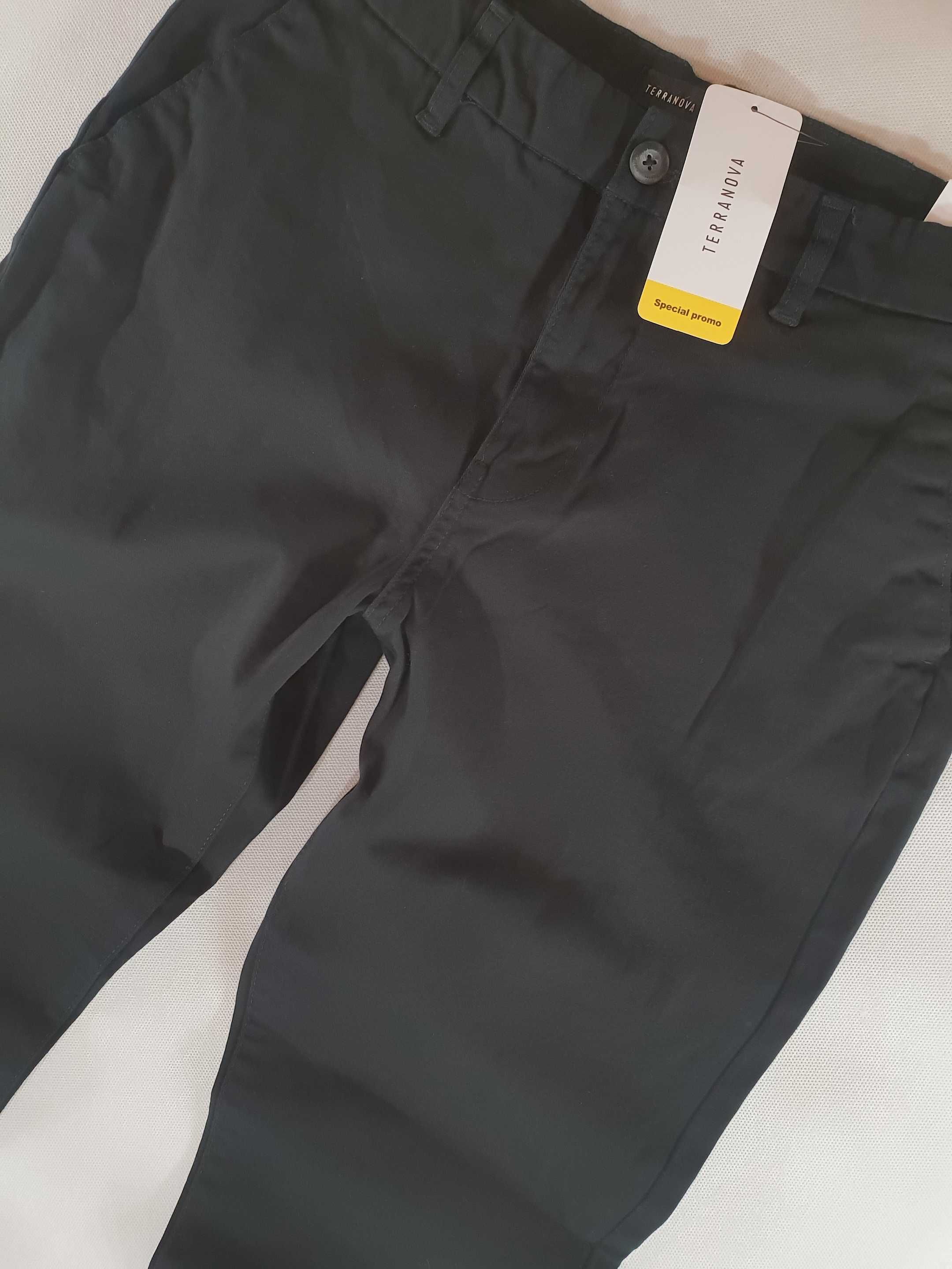 TERRANOVA czarne spodnie męskie slim chino elastyczne W33 86cm