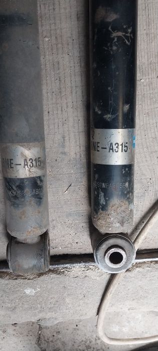 Амортизатори задні бмв е46 bmw e46